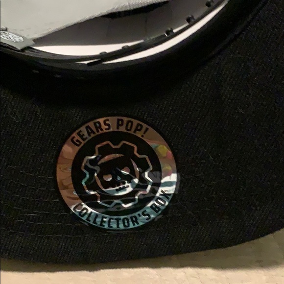 Hat adjustable - Picture 2 of 2